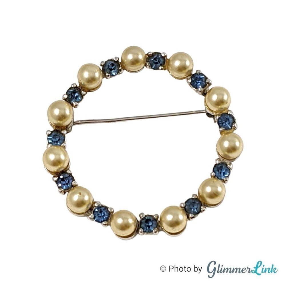 VTG 1950s Pennino Faux Pearl Blue Rhinestones Eternity Circle Silver Tone Brooch
